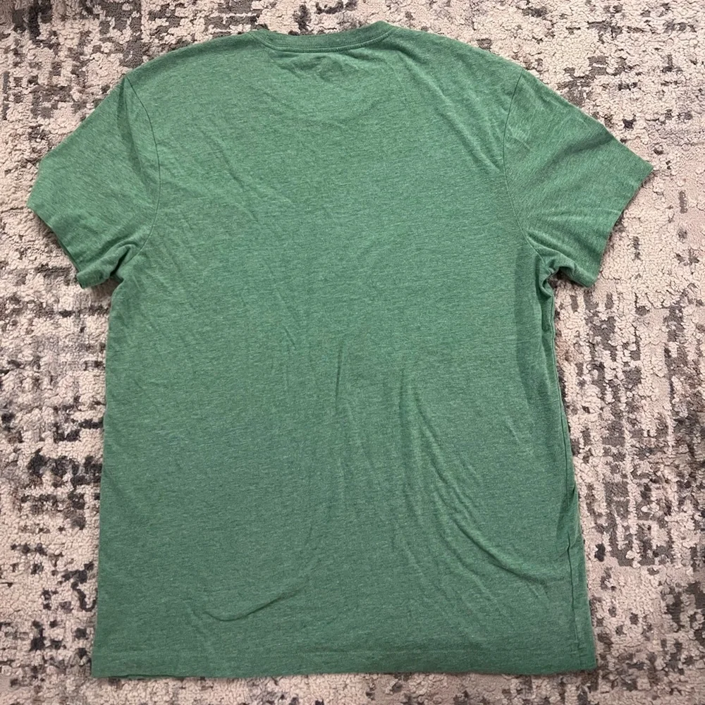 J. Crew Men's Heather Green Pocket Tee - Picture 4 of 4